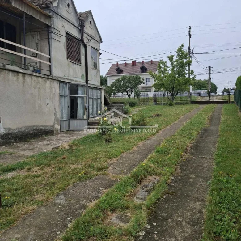 Kuća na prodaju, Sremčica, Beograd, 76m², 107.000 €