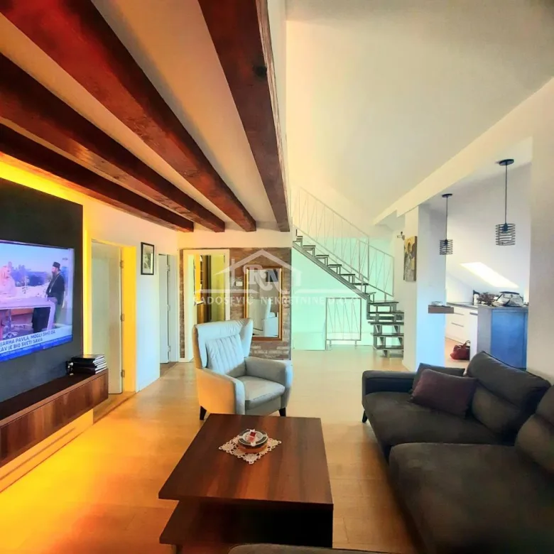 Četvorosoban stan na prodaju, Golf Naselje, Beograd, 102m², 384.000 €