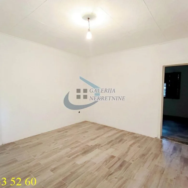 Kuća na prodaju, Mali Mokri Lug, Beograd, 59m², 108.000 €