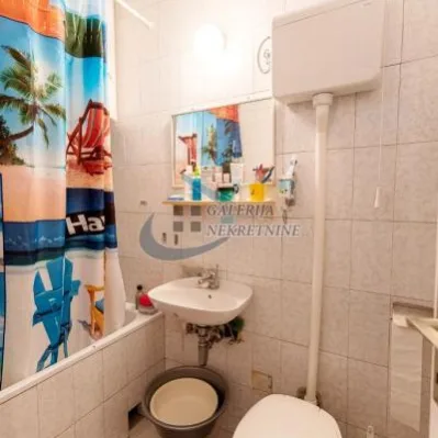 Troiposoban stan na prodaju, Lipov Lad, Beograd, 88m², 310.000 €