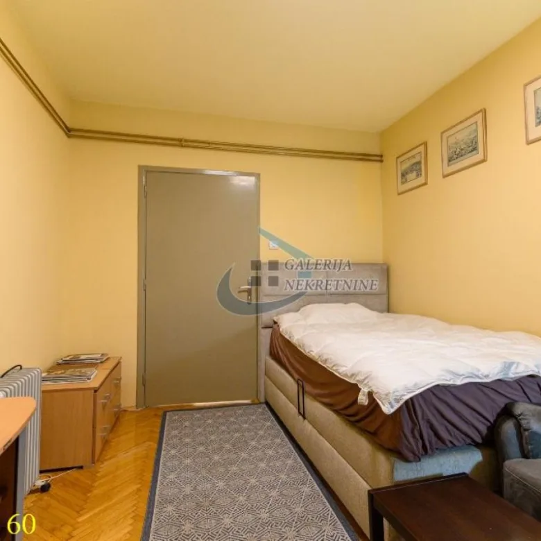 Četvorosoban stan na prodaju, Gradska Bolnica, Beograd, 104m², 3. sprat, 348.000 €
