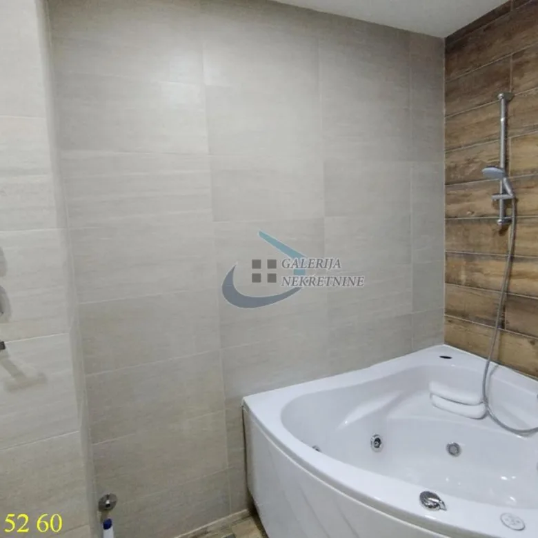 Petosoban stan za izdavanje, Filmski Grad, Beograd, 165m², 1.800 €/mes