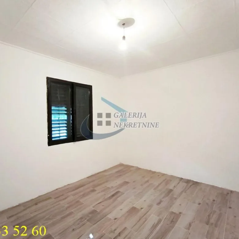 Kuća na prodaju, Mali Mokri Lug, Beograd, 59m², 108.000 €