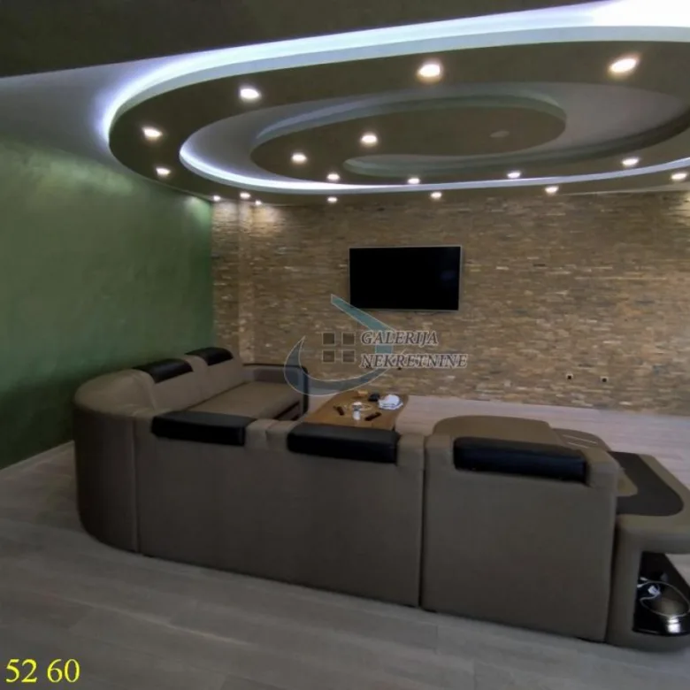 Petosoban stan za izdavanje, Filmski Grad, Beograd, 165m², 1.800 €/mes
