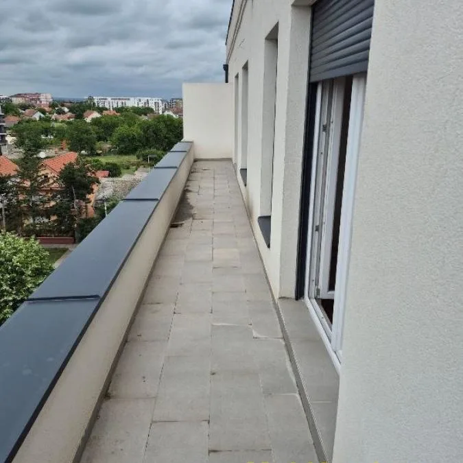 Trosoban stan na prodaju, Centar, Stara Pazova, 71m², 117.000 €