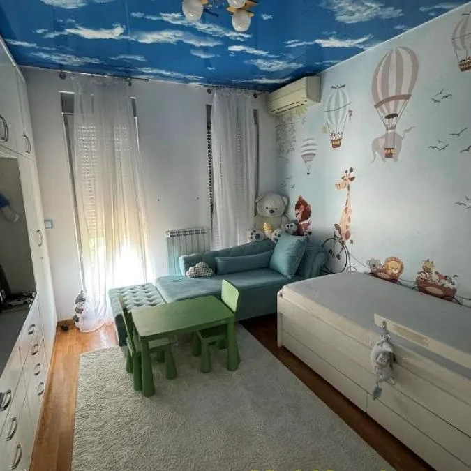 Petosoban stan na prodaju, Skojevsko Naselje, Beograd, 270m², 580.000 €