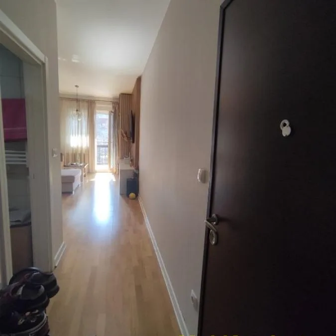 Troiposoban stan na prodaju, Karaburma, Beograd, 74m², 300.000 €