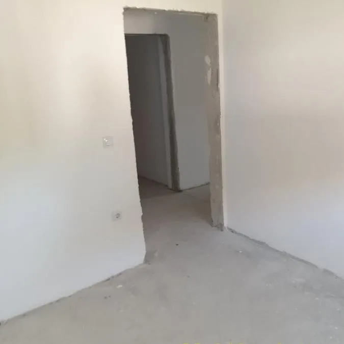 Troiposoban stan na prodaju, Resnik, Beograd, 76m², 130.000 €