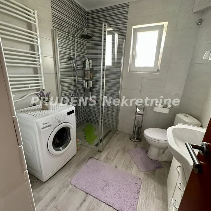 Kuća na prodaju, Dobanovci, Beograd, 110m², 160.000 €