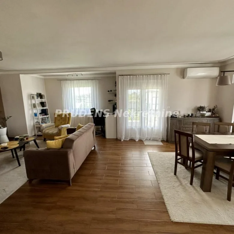 Kuća na prodaju, Dobanovci, Beograd, 110m², 160.000 €