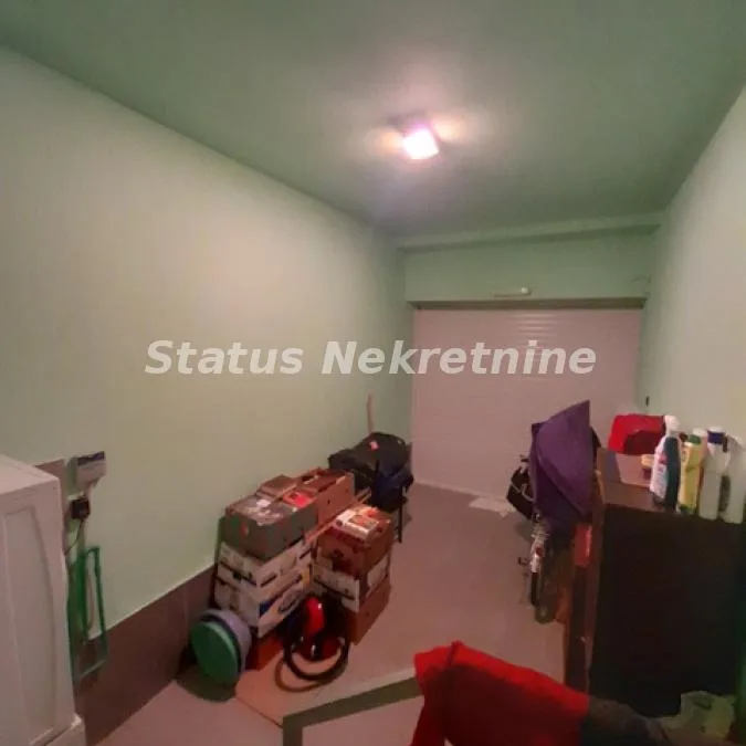 Trosoban stan na prodaju, Grbavica, Novi Sad, 54m², 184.650 €