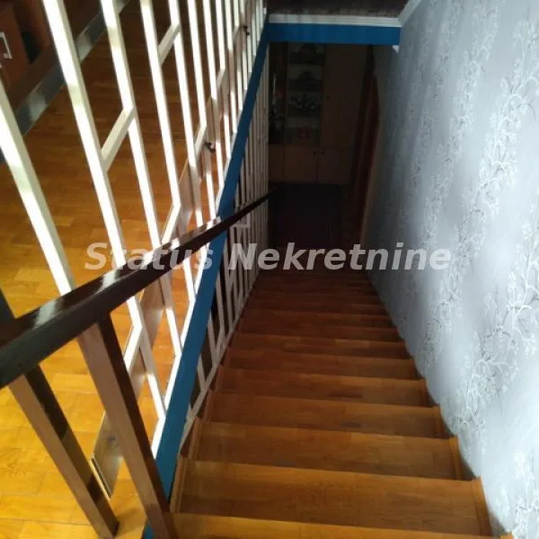 Kuća na prodaju, Temerin – Centar, Temerin, 450m², 196.000 €