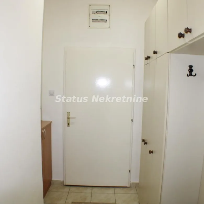 Trosoban stan na prodaju, Zrenjanin, 67m², 68.000 €