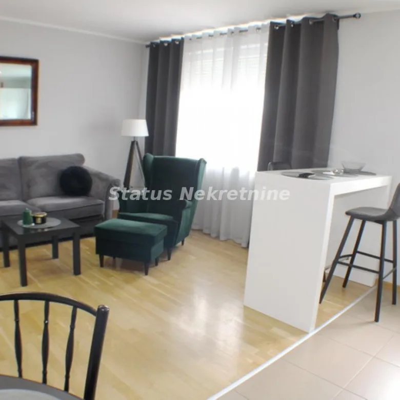 Jednoiposoban stan na prodaju, Sremska Kamenica, Novi Sad, 50m², 2. sprat, 154.500 €