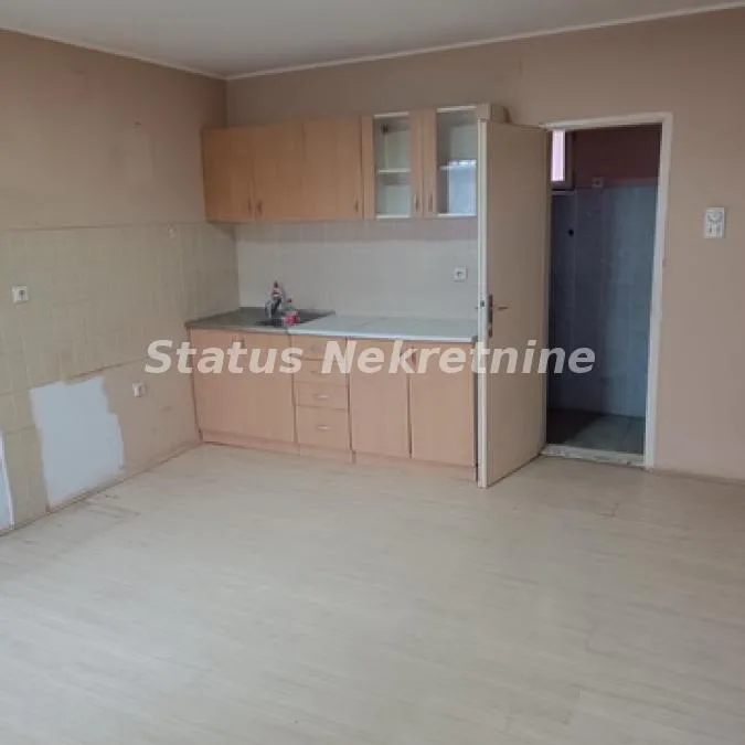 Kuća na prodaju, Šid, 122m², 62.000 €