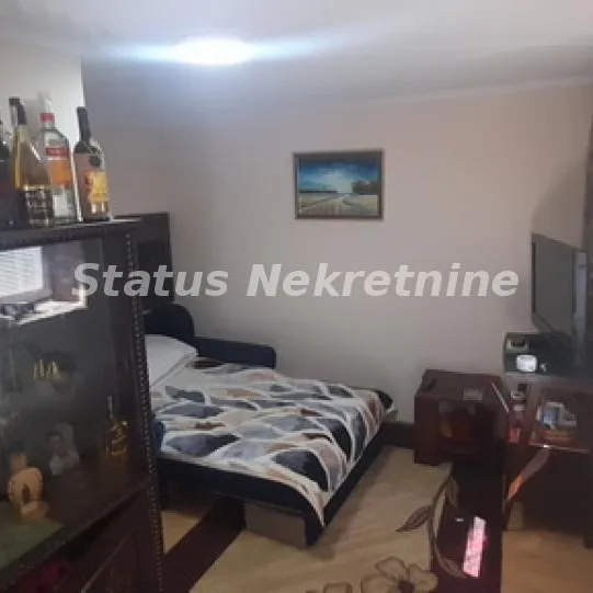 Kuća na prodaju, Titel, 137m², 66.950 €