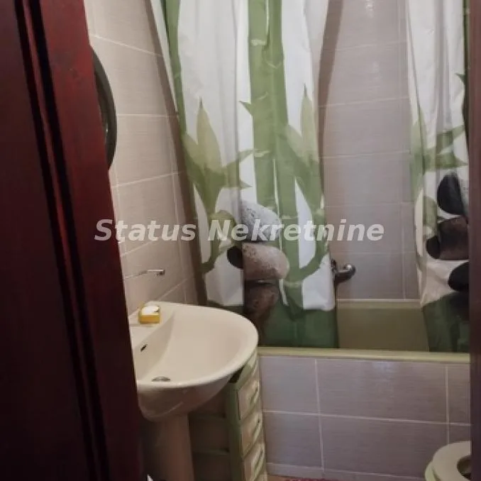 Kuća na prodaju, Kać, Novi Sad, 228m², 164.800 €
