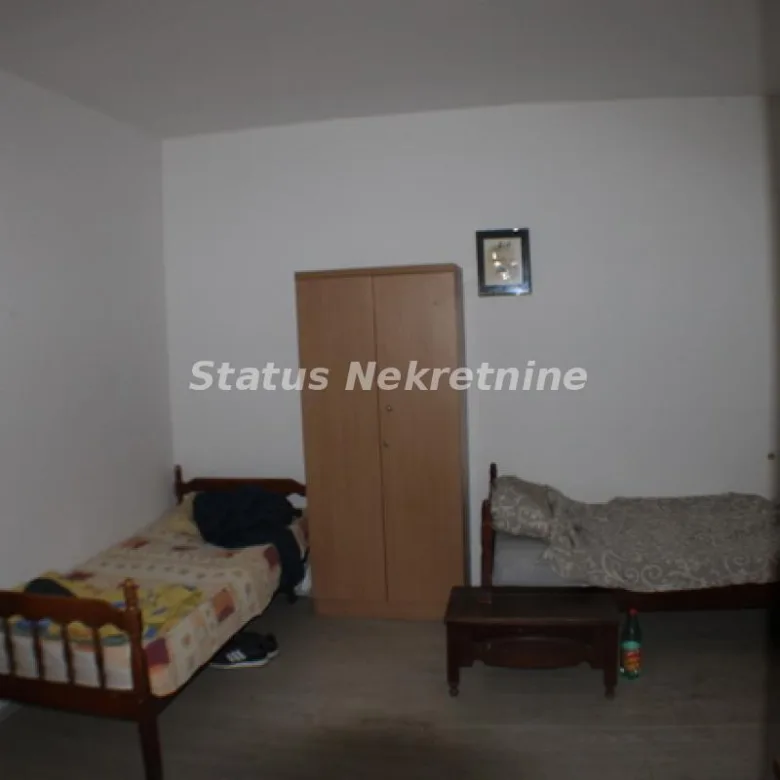 Kuća na prodaju, Bačka Topola, 226m², 95.000 €
