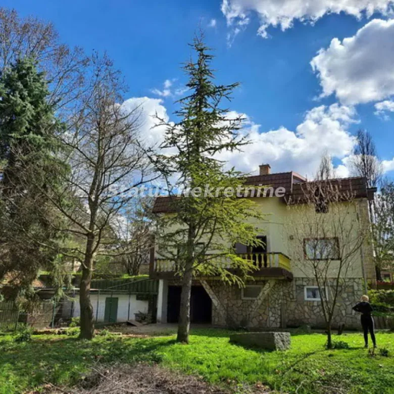 Kuća na prodaju, Bačka Topola, 465m², 320.000 €