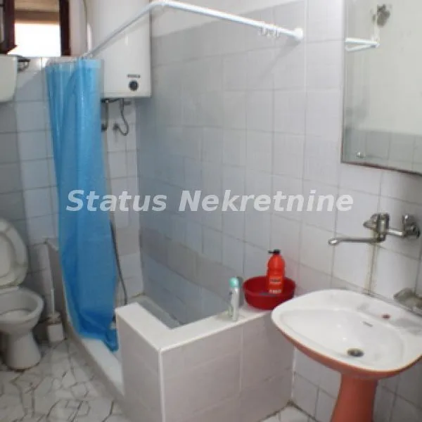 Kuća na prodaju, Bačka Topola, 226m², 95.000 €