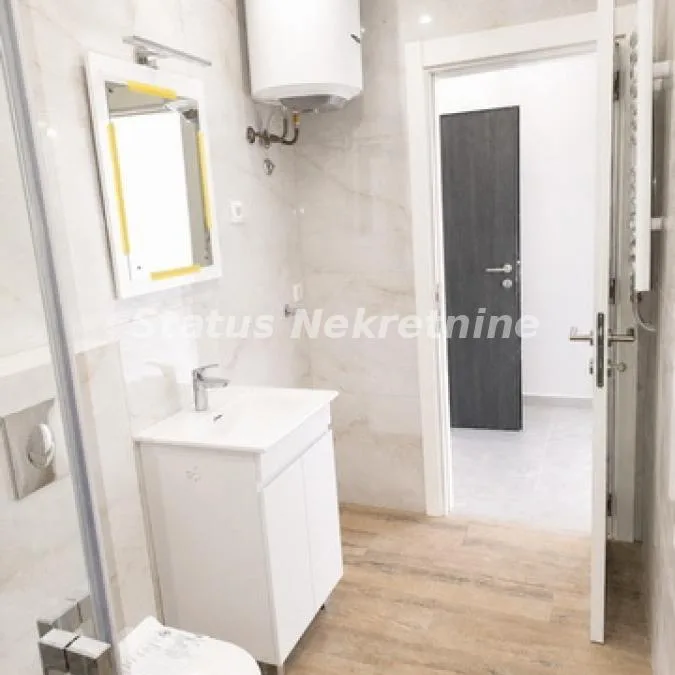 Garsonjera na prodaju, Petrovaradin, Novi Sad, 30m², 81.390 €