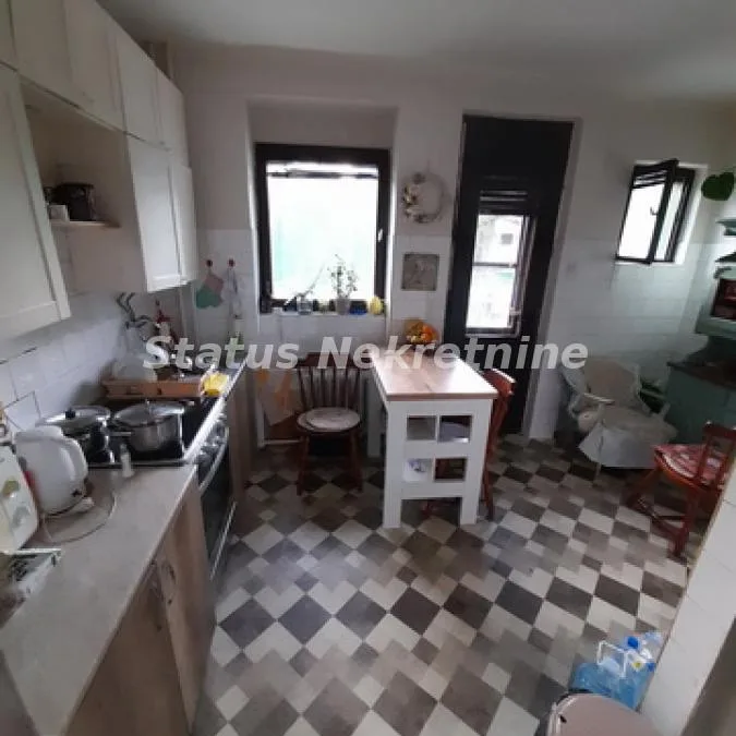 Kuća na prodaju, Petrovaradin, Novi Sad, 135m², 206.000 €