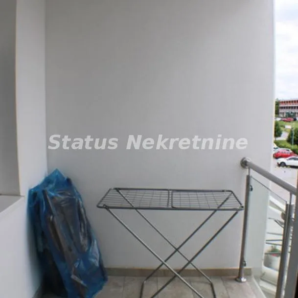 Jednoiposoban stan na prodaju, Sremska Kamenica, Novi Sad, 50m², 2. sprat, 154.500 €