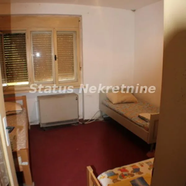 Kuća na prodaju, Bačka Topola, 226m², 95.000 €