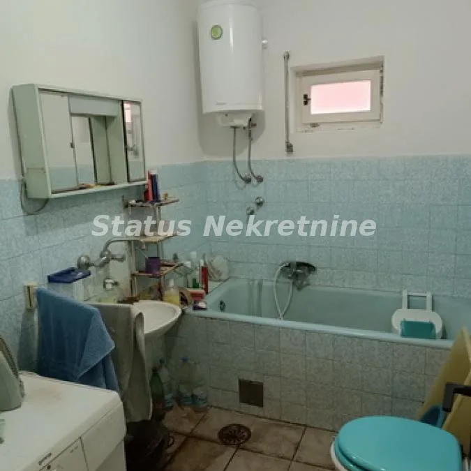 Kuća na prodaju, Šid, 122m², 62.000 €