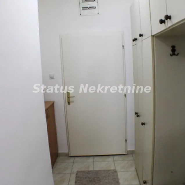Trosoban stan na prodaju, Zrenjanin, 67m², 68.000 €