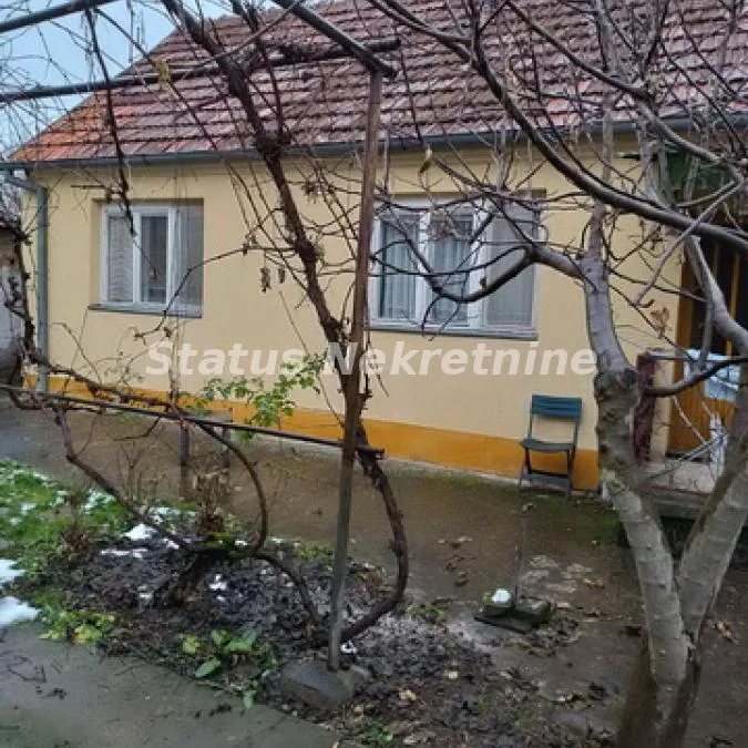 Kuća na prodaju, Šid, 122m², 62.000 €