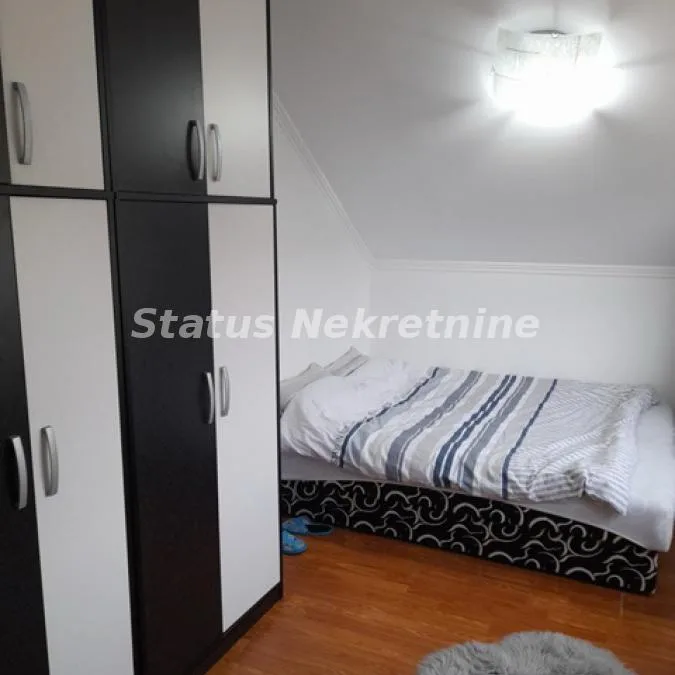Kuća na prodaju, Sremski Karlovci, 246m², 618.000 €