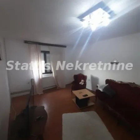 Kuća na prodaju, Futog, Novi Sad, 200m², 216.000 €