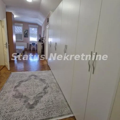 Četvorosoban stan na prodaju, Centar, Novi Sad, 120m², 330.000 €