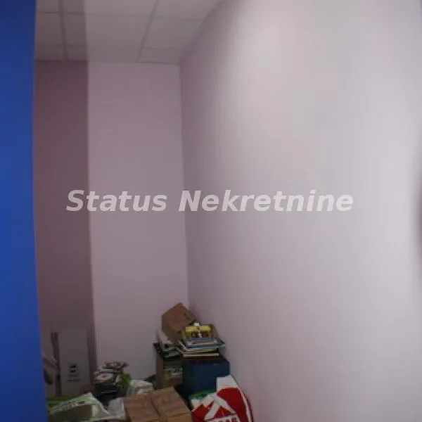 Lokal za izdavanje, Telep, Novi Sad, 273m², 3.000 €/mes