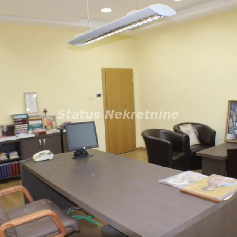 Lokal za izdavanje, Telep, Novi Sad, 273m², 3.000 €/mes