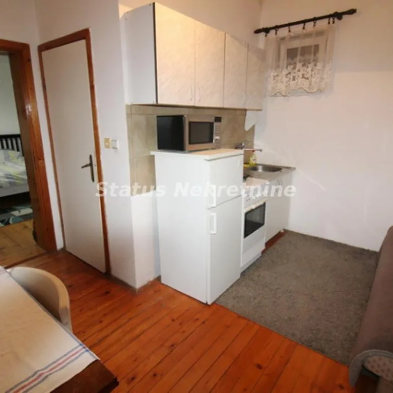Kuća na prodaju, Vidovdansko Naselje, Novi Sad, 429m², 298.000 €