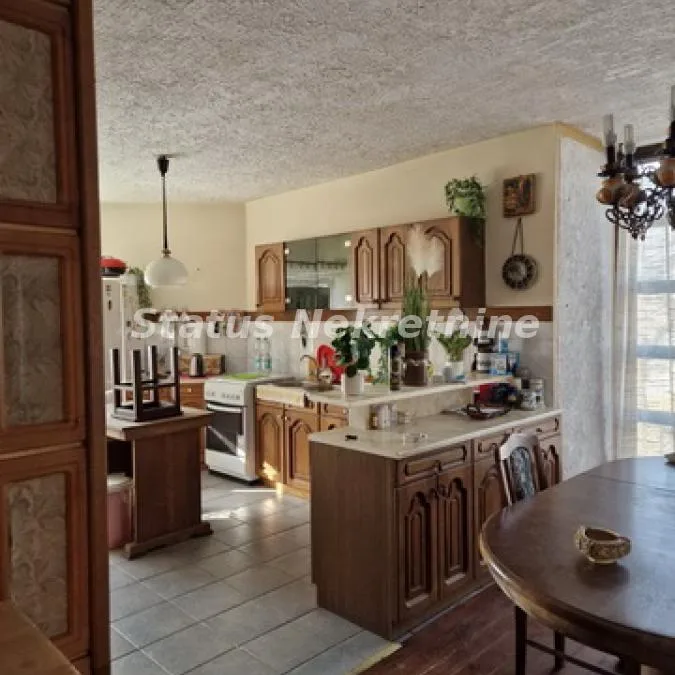 Kuća na prodaju, Bačka Topola, 465m², 320.000 €