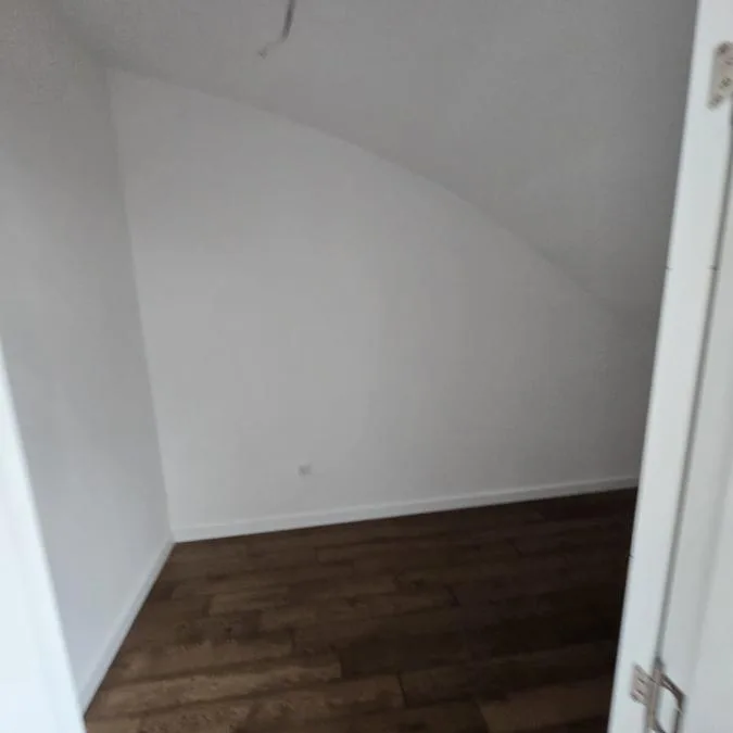 Četvorosoban stan na prodaju, Novo Naselje, Novi Sad, 117m², 245.700 €