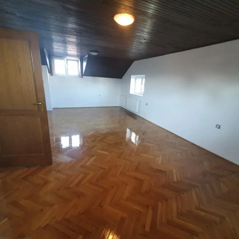 Kuća na prodaju, Telep, Novi Sad, 362m², 370.000 €