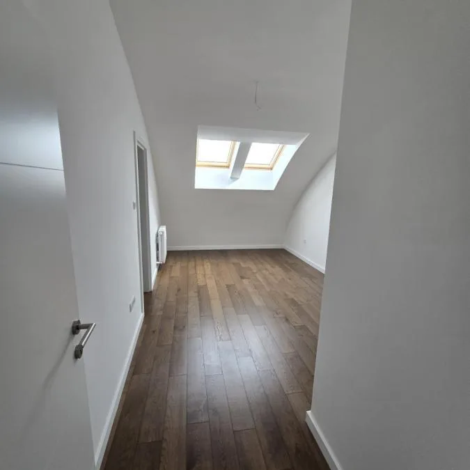 Četvorosoban stan na prodaju, Novo Naselje, Novi Sad, 117m², 245.700 €