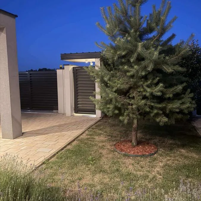 Kuća na prodaju, Petrovaradin, Novi Sad, 360m², 790.000 €