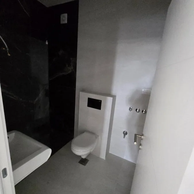Četvorosoban stan na prodaju, Novo Naselje, Novi Sad, 117m², 245.700 €