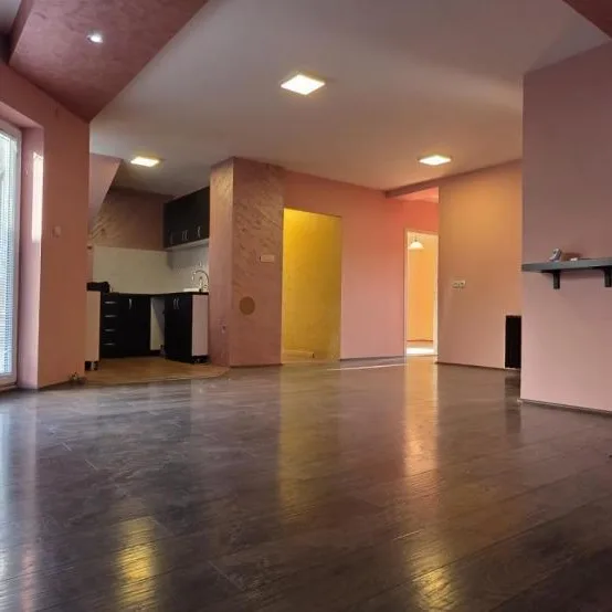 Kuća na prodaju, Bukovac, Novi Sad, 312m², 155.000 €