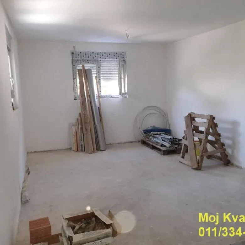 Stan Prodaja Beograd Resnik 76 m2