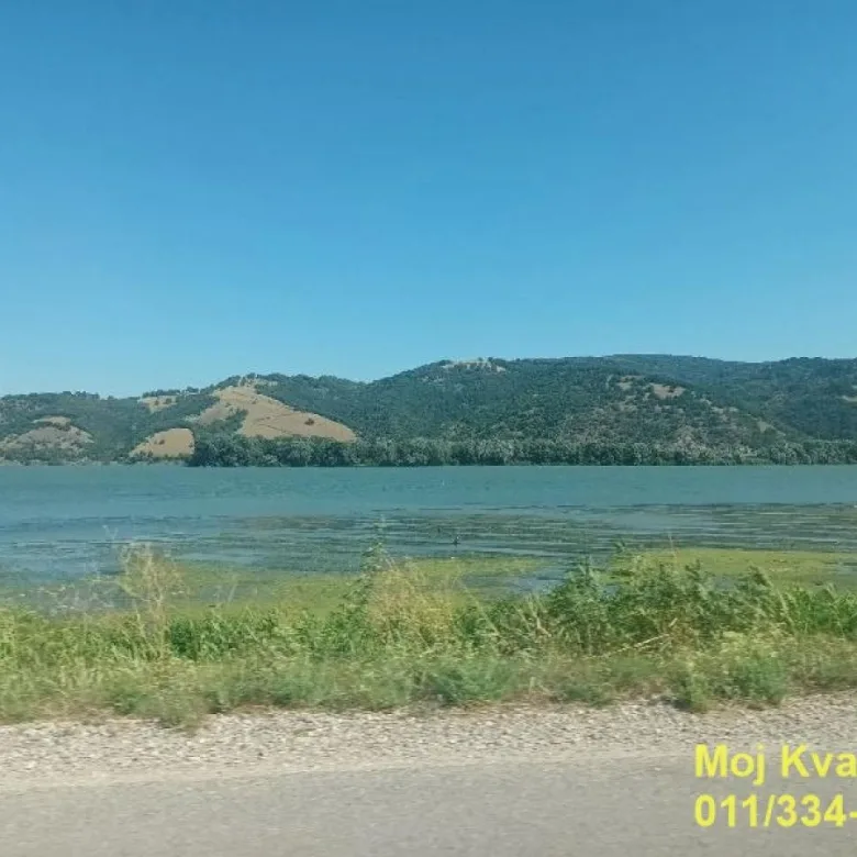 Kuća Prodaja Veliko Gradište  260 m2