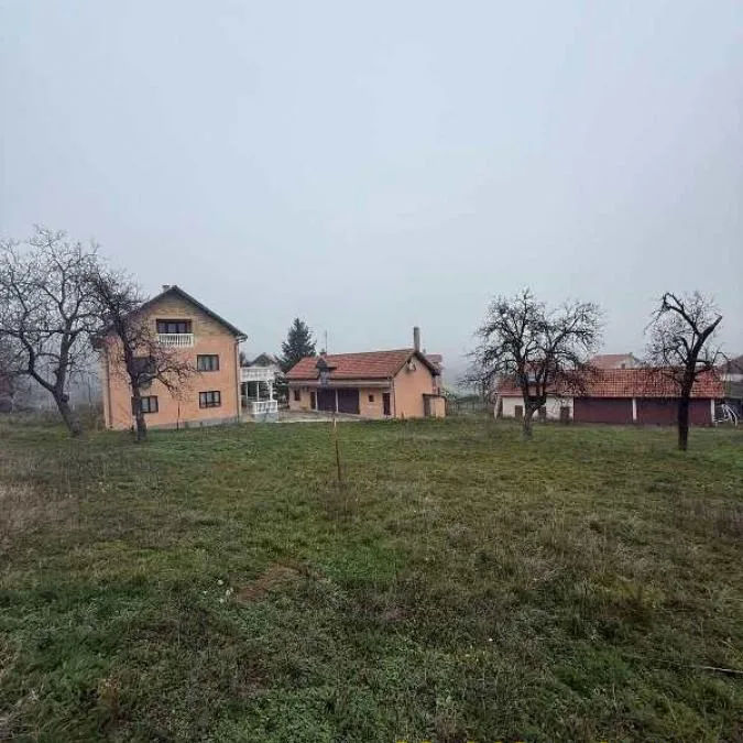 Kuća Prodaja Beograd Begaljica 400 m2