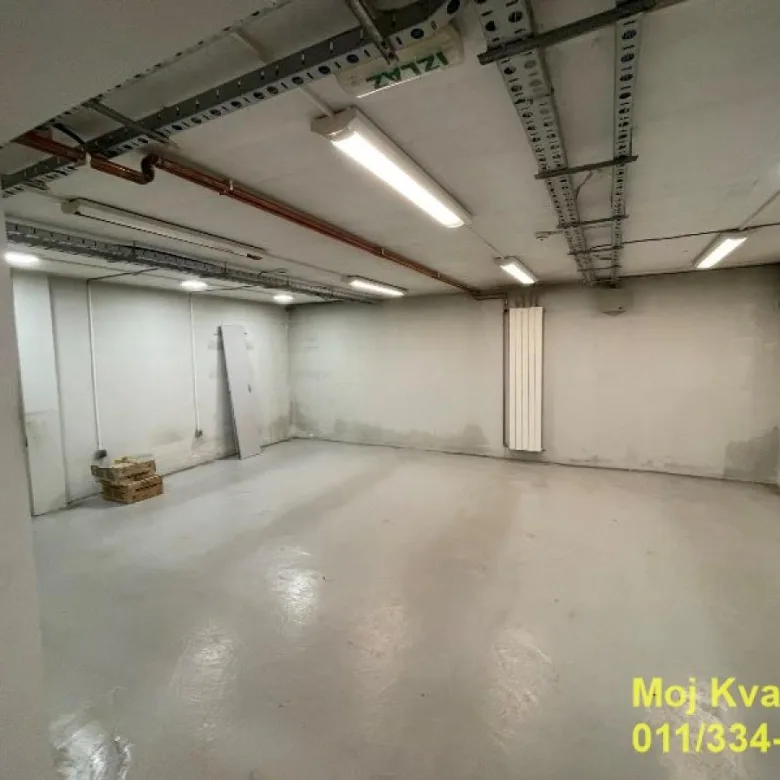 Lokal Izdavanje Beograd Gornji Grad 356 m2