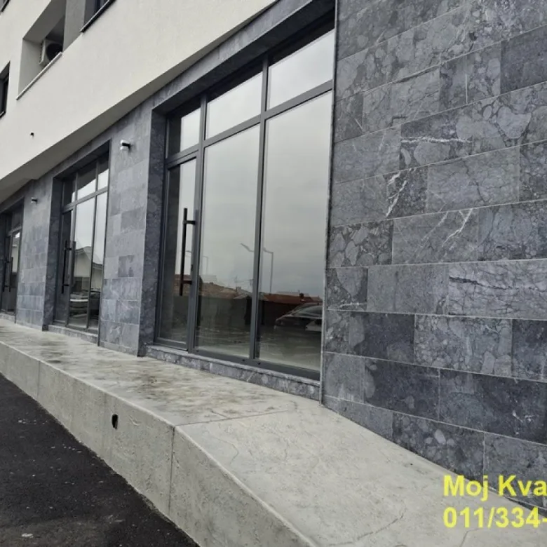 Lokal Prodaja Beograd Višnjica 243 m2