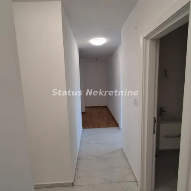 Stan Prodaja Novi Sad  87 m2